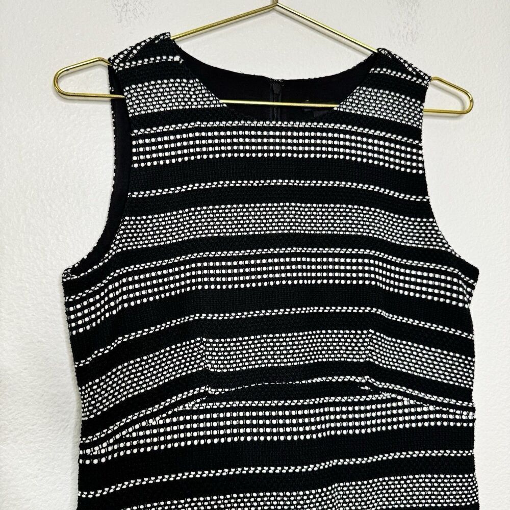 Ann Taylor Dress Size 6 Black White Party Cocktail Sleeveless Fit & Flare Office